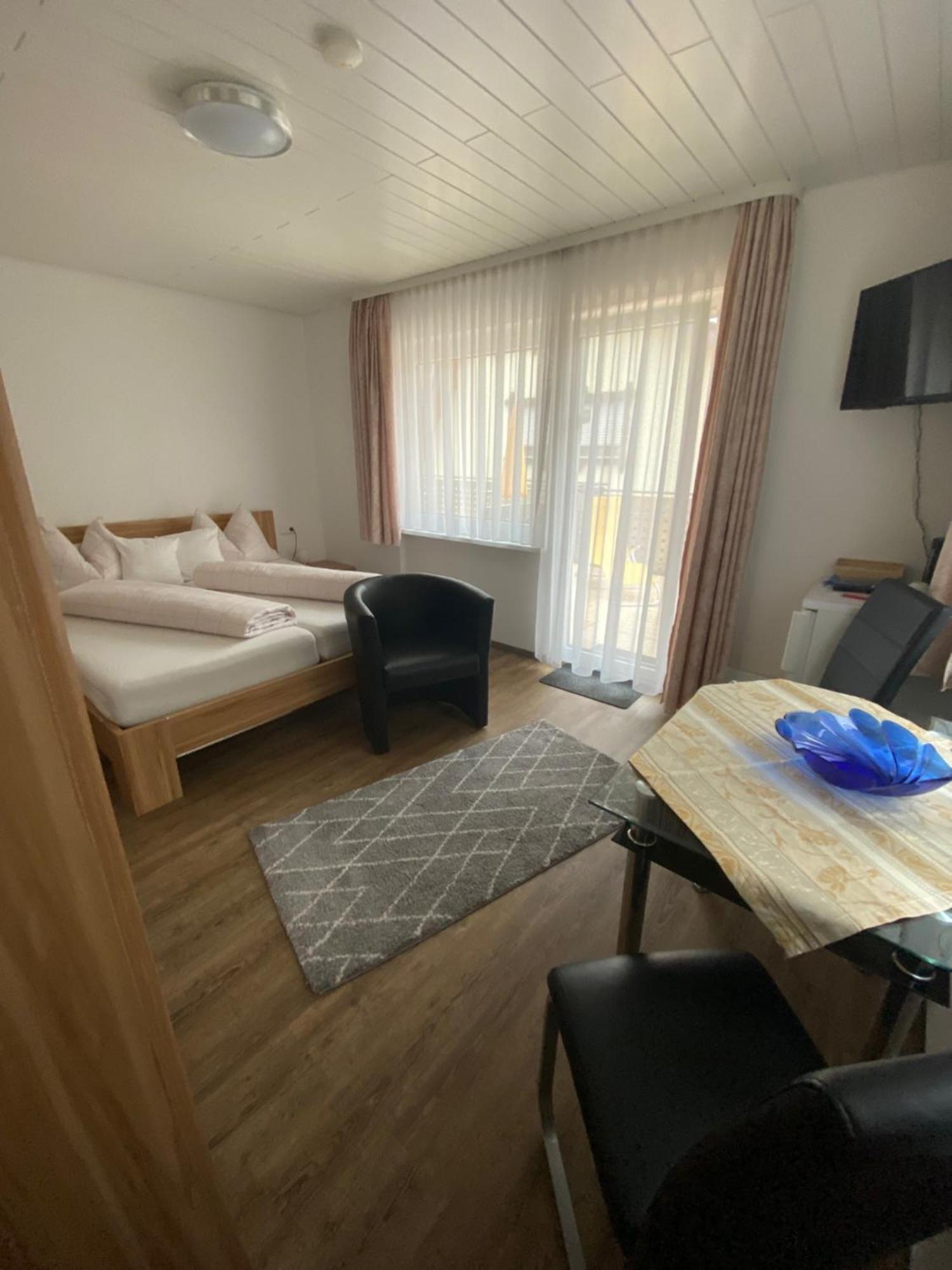 Gaestehaus Und Ferienwohnung Baechle Bad Peterstal-Griesbach Bagian luar foto