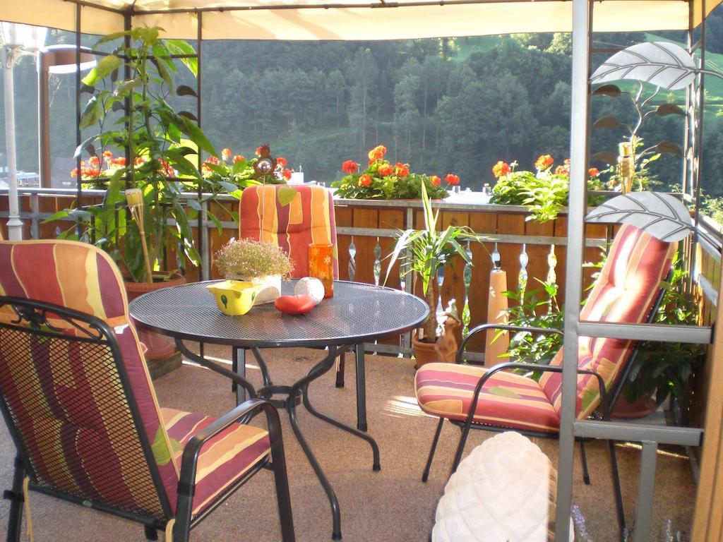Gaestehaus Und Ferienwohnung Baechle Bad Peterstal-Griesbach Bagian luar foto